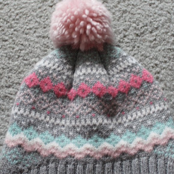Carter's Girls Sz 12-24 M Winter Hat Gray Pom-pom - Picture 8 of 11